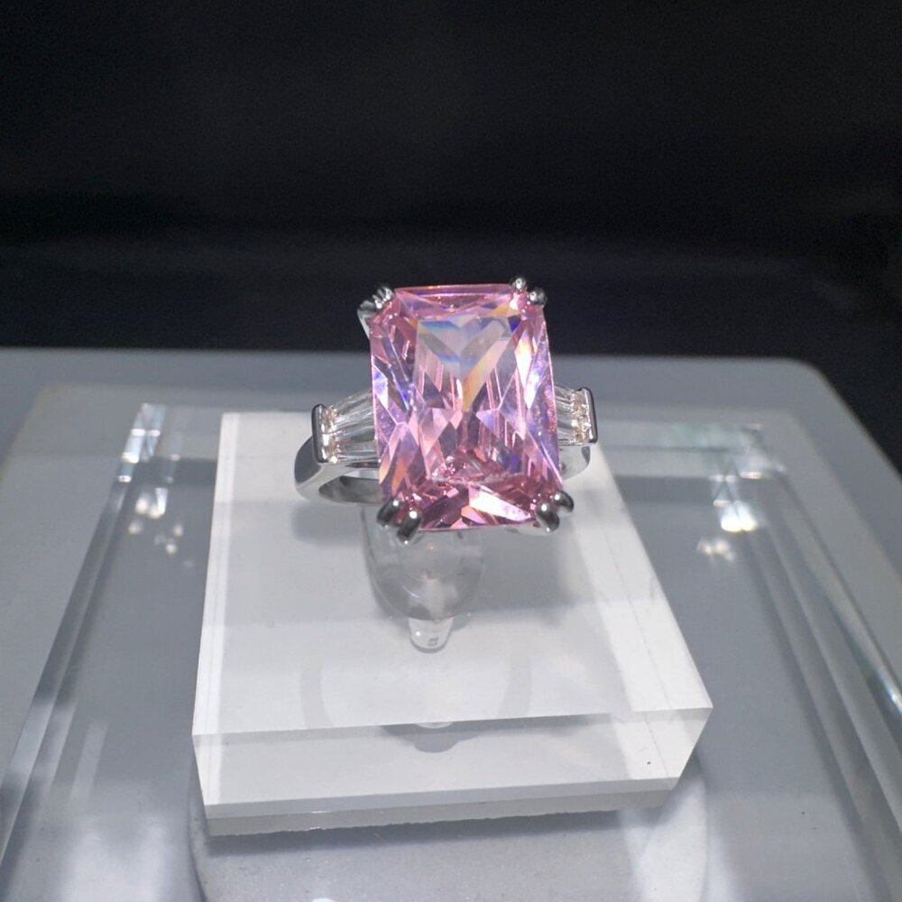 Pink Cubic Zirconia Emerald Cut Silver Ring Size 7 - Picture 11 of 12